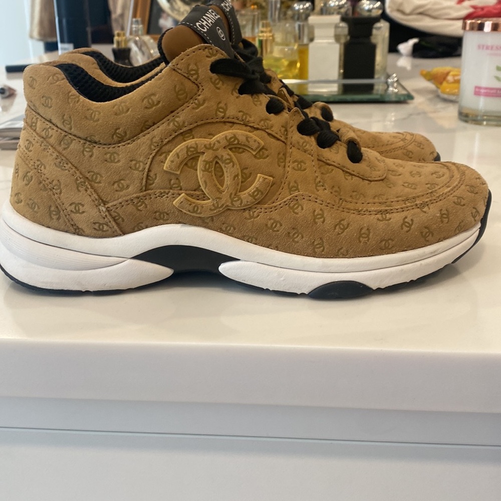 Chanel beige 22A sneakers - Picture 5 of 7